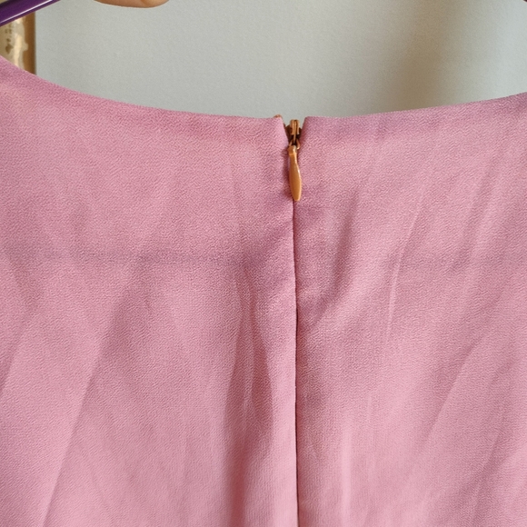 Lightweight Elegant 2-in-1 Dress - Picture 13 of 16